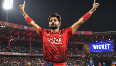 IPL 2026: RCB Demolish Delhi Capitals by 9 Wickets as Hazlewood and Bhuvneshwar Skittle DC for 75 —