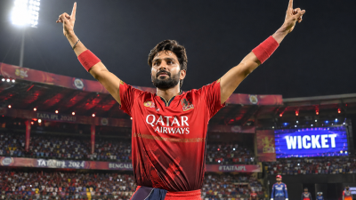 IPL 2026: RCB Demolish Delhi Capitals by 9 Wickets as Hazlewood and Bhuvneshwar Skittle DC for 75 —